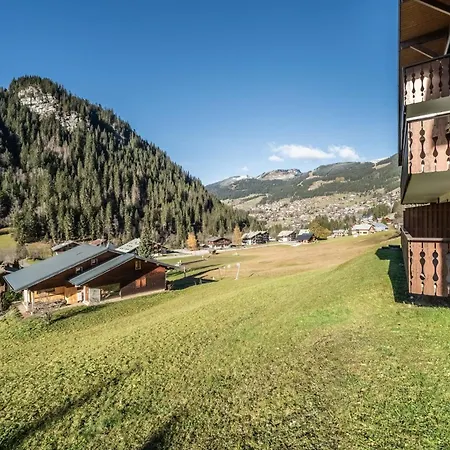 Apartment Rez-de-jardin, 4 Pers *